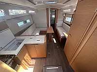 Sun Odyssey 380 - Internal image