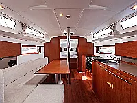 Beneteau Oceanis 38.1 - Internal image