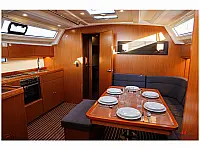 Bavaria Cruiser 46  - Internal image