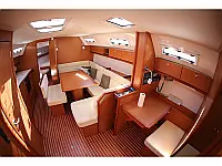 Bavaria Cruiser 40 - Internal image