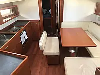 Oceanis 45-4 - Internal image