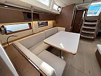 Oceanis 51.1 - Internal image