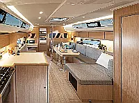 Bavaria C42 - Internal image