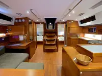 Beneteau Oceanis 55 - Internal image