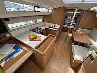 Sun Odyssey 440 - Internal image