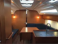 Bavaria Cruiser 37 - Internal image