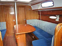 Bavaria 37 Cruiser - Internal image