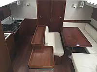 Oceanis 50 Family - Internal image