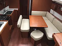 Oceanis 43 - Internal image