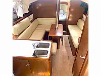 Oceanis 34 - Internal image