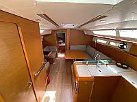 Sun Odyssey 419 - Internal image