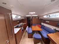 Oceanis 43 - Internal image