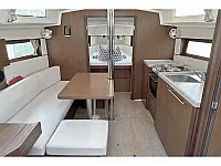 Oceanis 38.1 7 Personen - Internal image