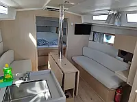 Oceanis 38.1 7 Personen - Internal image