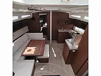 Oceanis 40.1 - Internal image