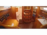 Bavaria 34 Cruiser - Internal image