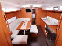 DUFOUR 460 Grand Large BT  - Internal image