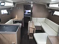 Oceanis 41.1 - Internal image