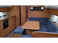 Bavaria Cruiser 41 - Internal image