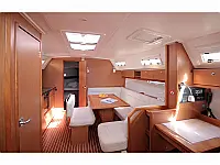 Bavaria Cruiser 40 - Internal image