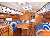 Bavaria 34 Cruiser - Internal image