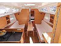 Sun Odyssey 319 - Internal image