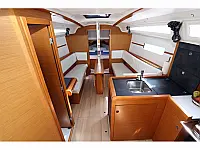 Sun Odyssey 349 - Internal image