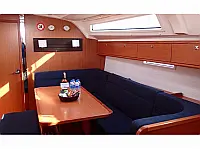 Bavaria Cruiser 41 - Internal image