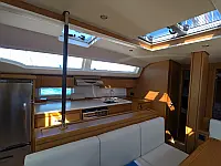 Jeanneau 54 - Internal image