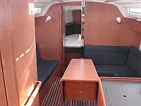 Bavaria 37 Cruiser - Internal image