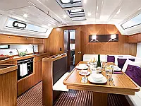 Bavaria 46 - Internal image