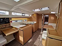 JEANNEAU SO 440 - Internal image