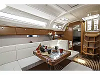 Bavaria Cruiser 41 - Internal image