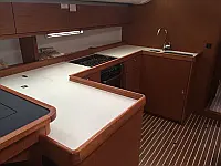 Bavaria Cruiser 51 - Internal image