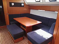 Bavaria Cruiser 51 - Internal image