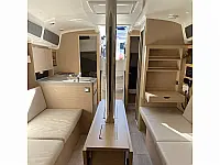 Oceanis 34.1 - Internal image