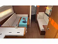 Sun Odyssey 380 - Internal image