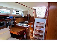 Sun Odyssey 32i - Internal image