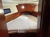 Oceanis Clipper 423 - Internal image