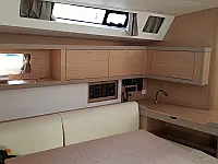 Oceanis 45 - Internal image