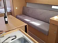 Dufour 360 2 Cabin - Internal image