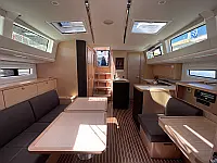 Bavaria Vision 42 Owner Version - Internal image