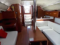 Oceanis 37 - Internal image