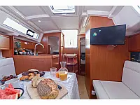 Bavaria 34 - Internal image