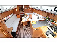 Bavaria 34 - Internal image