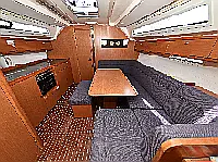 Bavaria Cruiser 41 - Internal image