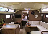 Oceanis 41.1 - Internal image