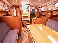Bavaria 33 - Internal image