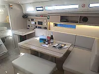 Oceanis 40.1 - Internal image