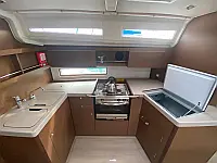 Oceanis 40.1 AMPELI  - Internal image